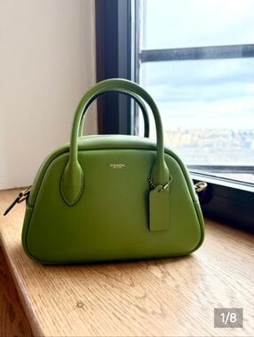 COACH Borough Bowling Bag - Dark Lime
